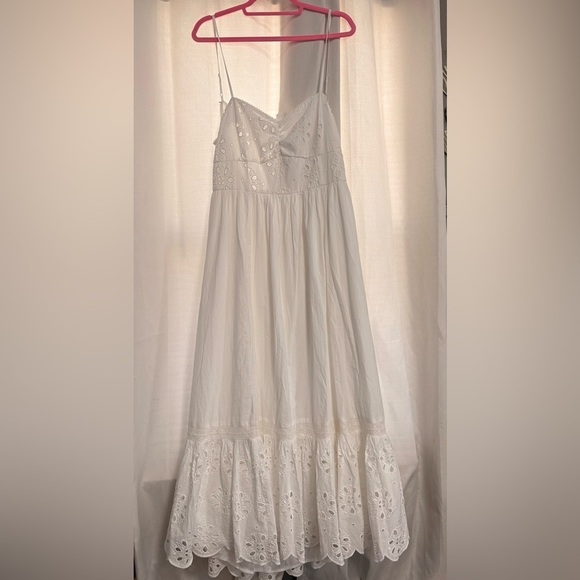 American Eagle Outfitters Dresses & Skirts - NWT American Eagle Outfitters White Tiered Midi Sundress
